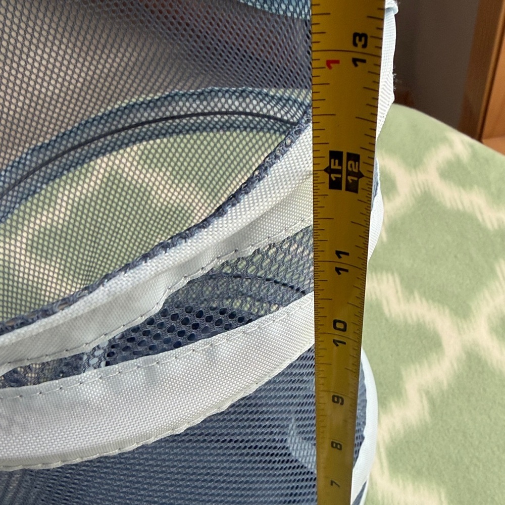 NEW Blue mesh Hanging Organizer with Mesh Pockets and mesh laundry tote - Picture 6 of 7